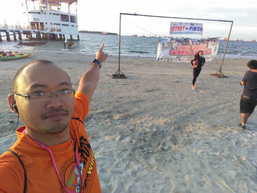 labuan cross channel swim 2017 start